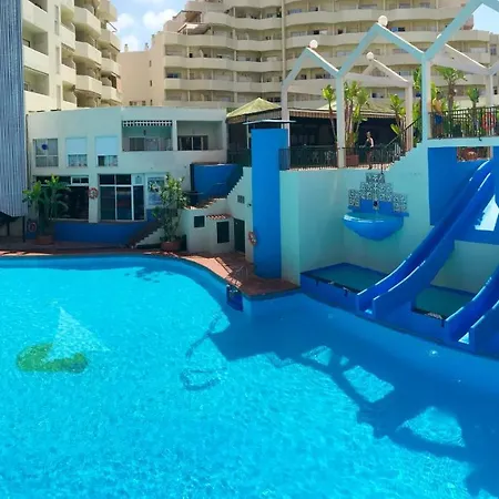 公寓 Benal Deluxe With Panoramic Sea Views *