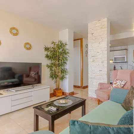 Benal Deluxe With Panoramic Sea Views 公寓 贝纳尔马德纳